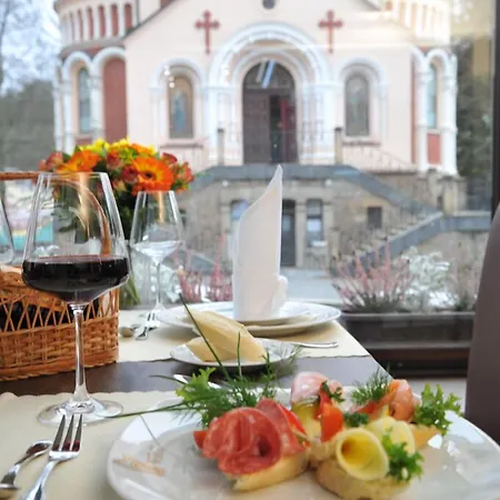 酒店 Richard & Wellness 玛丽亚温泉