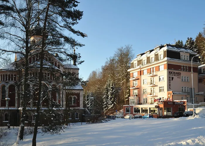 Richard & Wellness Hotell